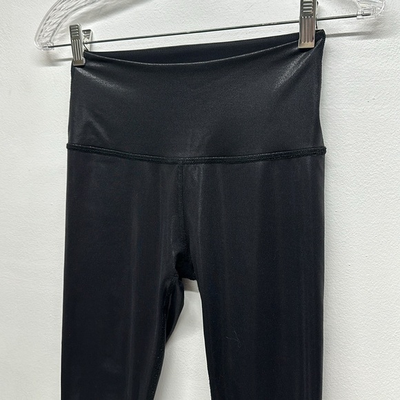 Beyond Yoga High Waisted Midi Legging Athletic Pants Jet Black Foil Size Small - Picture 4 of 9